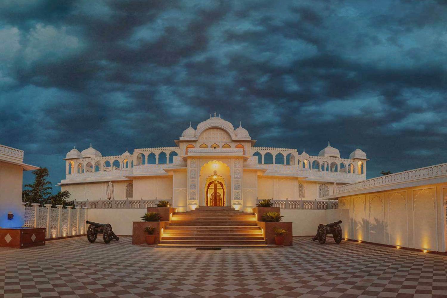 Best Luxury Hotels & Resorts In Ranthambore National Park